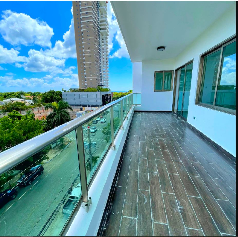 apartamentos - Apartamentos de 300m2 a pasos de la Av. Anacaona  1