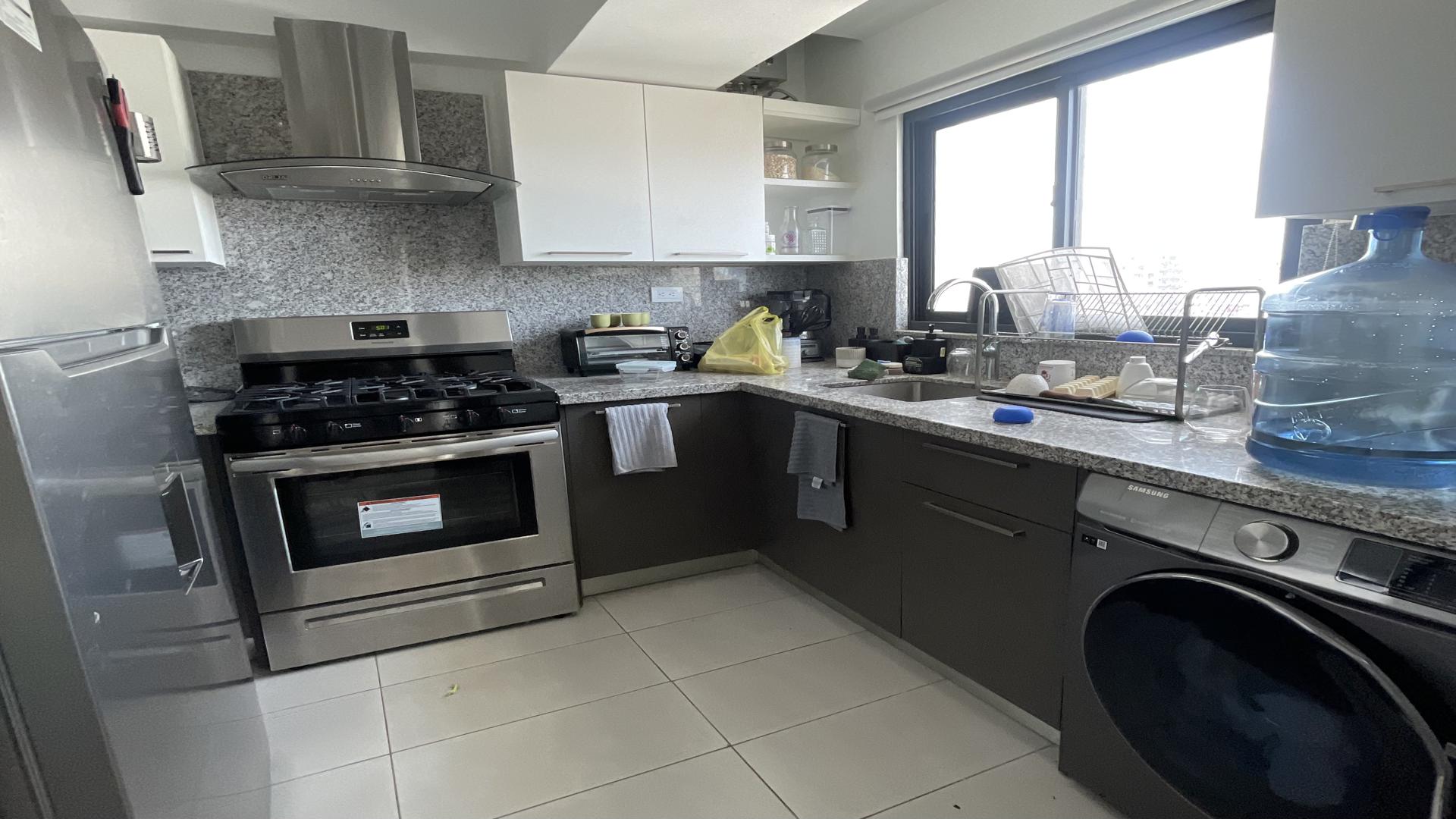apartamentos - Venta de apto en piantini 3
