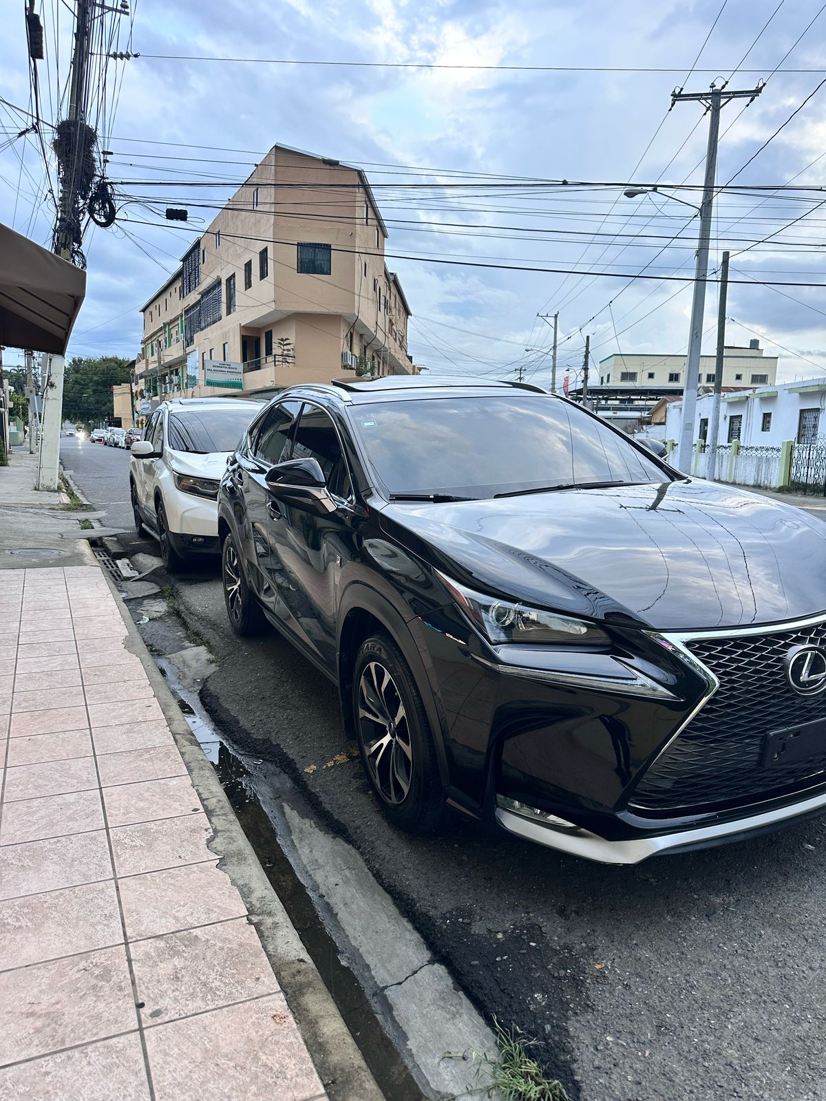 jeepetas y camionetas - lexus nx 200 f sport  2