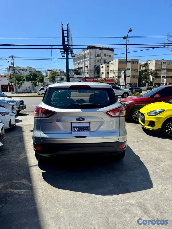 jeepetas y camionetas - Ford Escape SE 2.5 2014
 8
