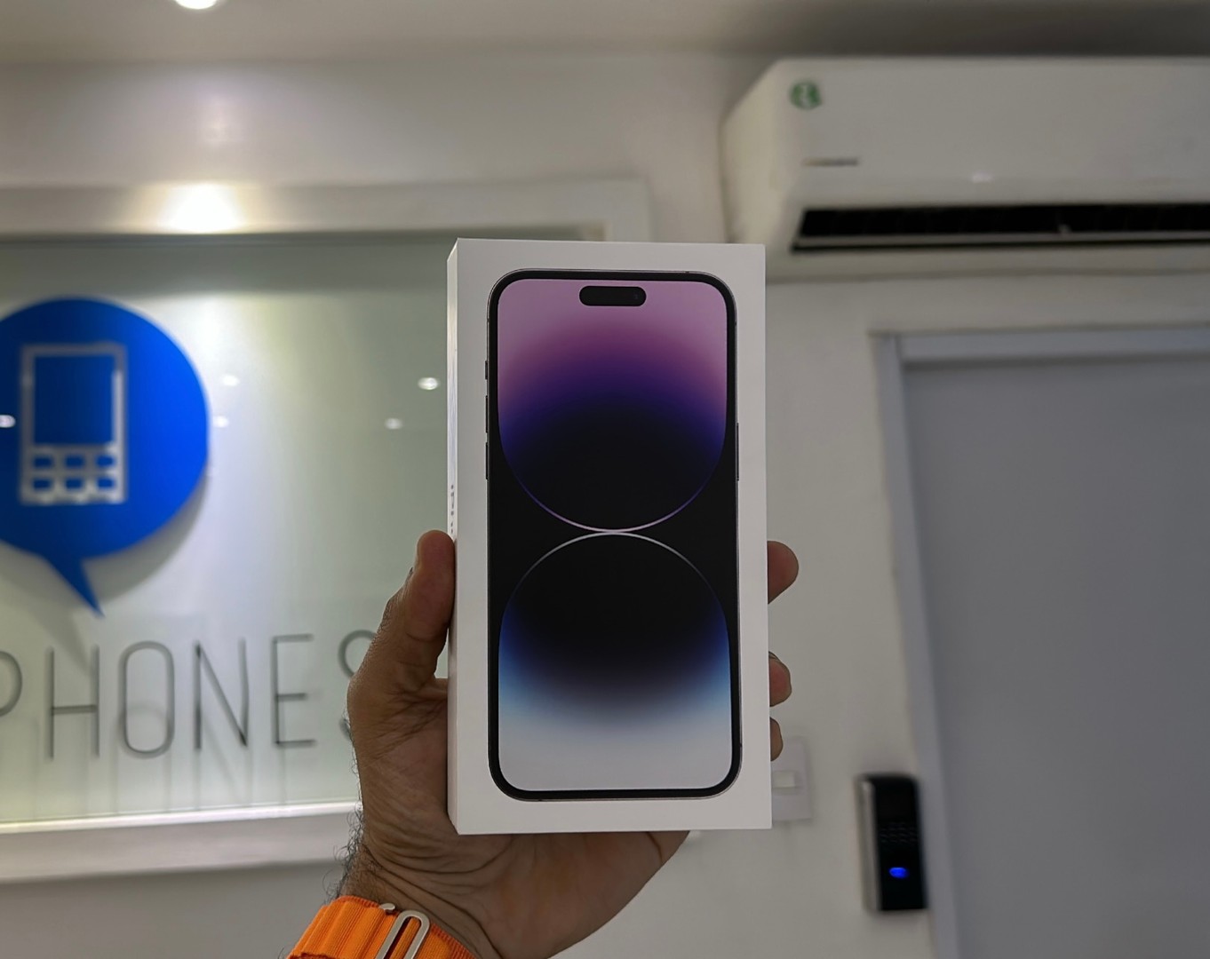 celulares y tabletas - Vendo iPhone 14 Pro 128GB Purple Nuevos Sellados, Desbloqueados $ 64,900 NEG