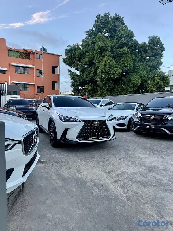 jeepetas y camionetas - Lexus NX-250 AWD 2023 3