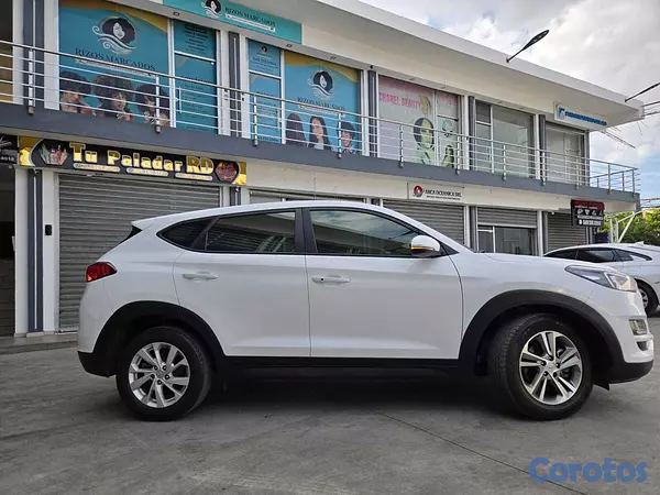 jeepetas y camionetas - HYUNDAI TUCSON 2020 BLANCO DIESEL 14