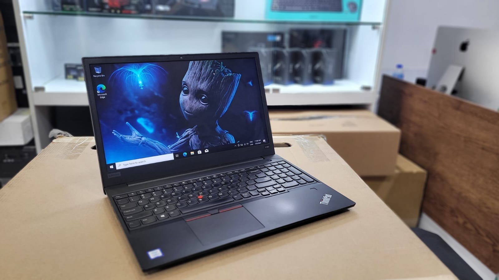 computadoras y laptops - LENOVO THINKPAD i5 7ma 8GB RAM / 256 SSD, 15.6 PLG, Teclado numérico 0