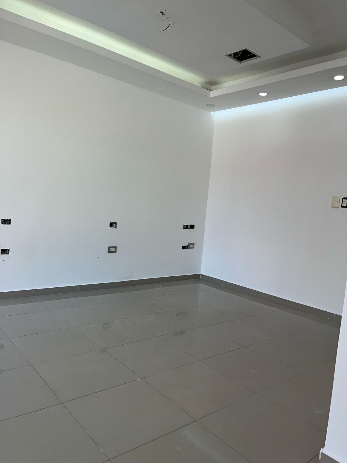 oficinas y locales comerciales - Amplio Local comercial 240m2 ideal para negocio 4