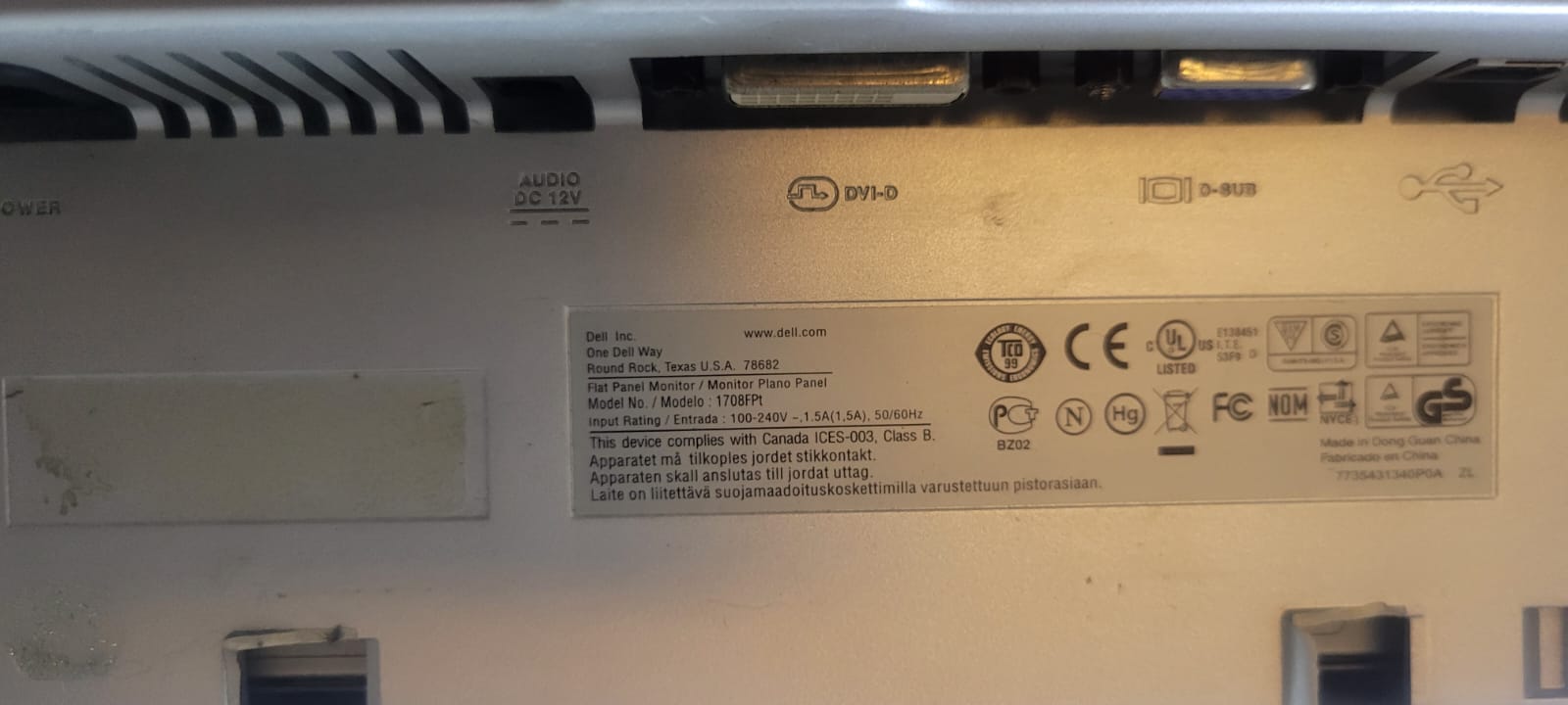 computadoras y laptops - Se venden! 2 Monitores 
📺 Monitor Dell 17” LCD SXGA (1708FPF 5