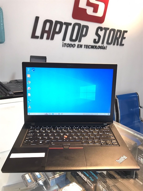 computadoras y laptops - Laptop Lenovo Thinkpad A485 14"pulg AMD Ryzen 5 Vega 8 16GB RAM 256GB SSD Win10