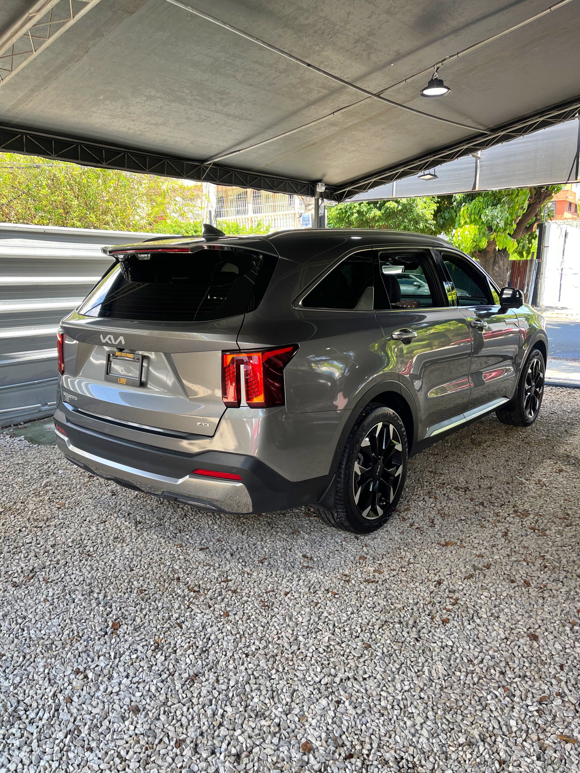 jeepetas y camionetas - KIA SORENTO MQ4 LIMITED  4