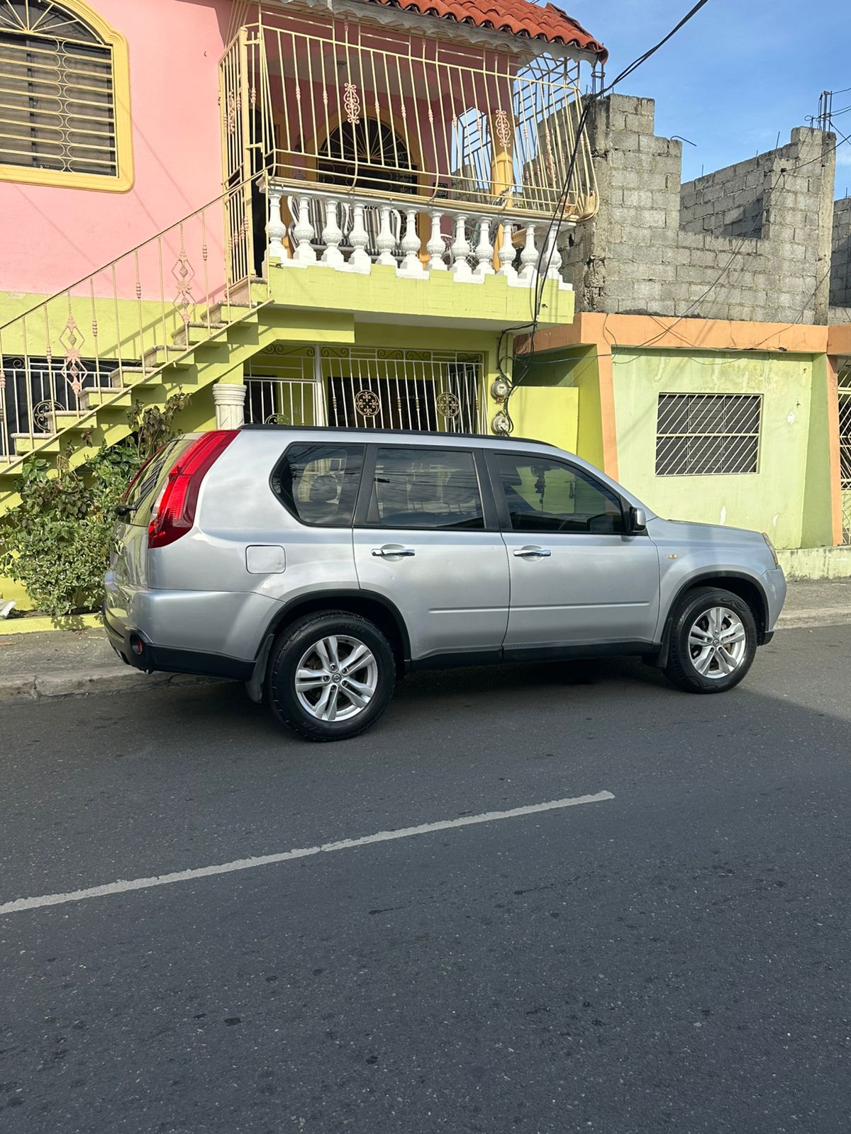 carros - JEEPETA NISSAN X-TRAIL 2013 3