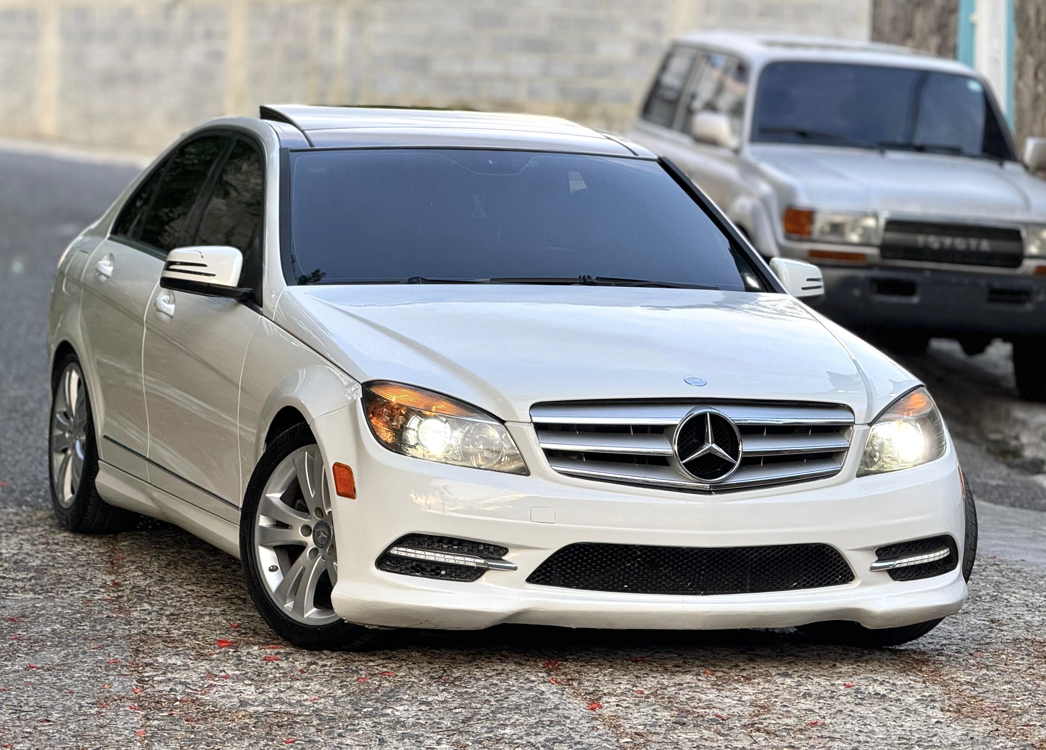 carros - Mercedes Benz C300 Sport 4Matic 2011