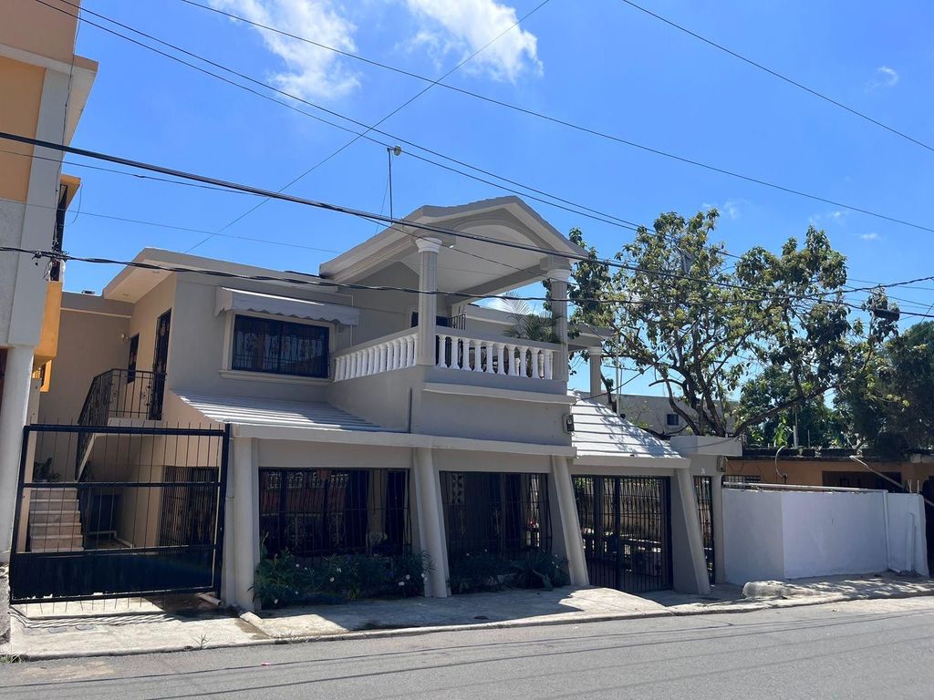 casas - Hermosa casa de dos viviendas 2