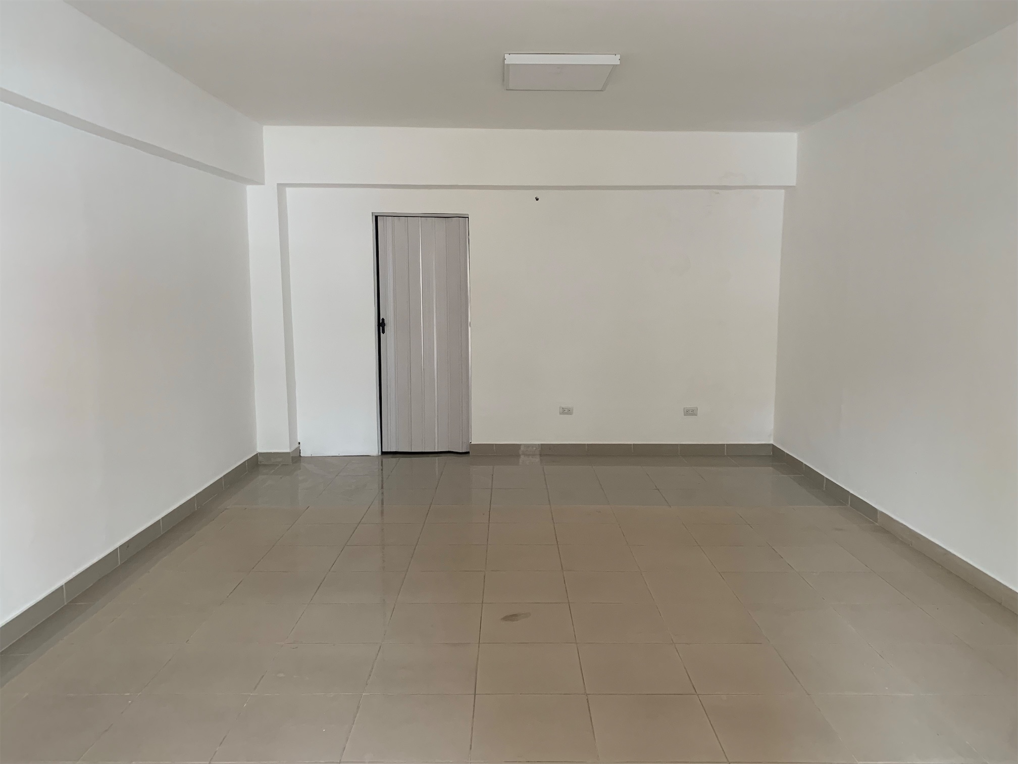 oficinas y locales comerciales - Local en excelente ubicación 3