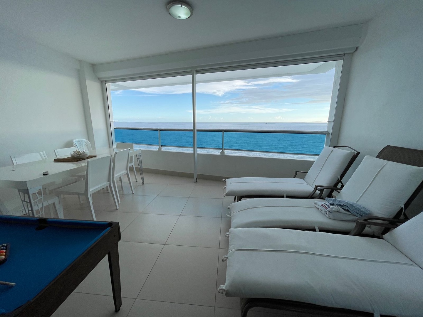 apartamentos - Venta d apartamento en Juan dolio piso 16 con vista al mar zona turística  3