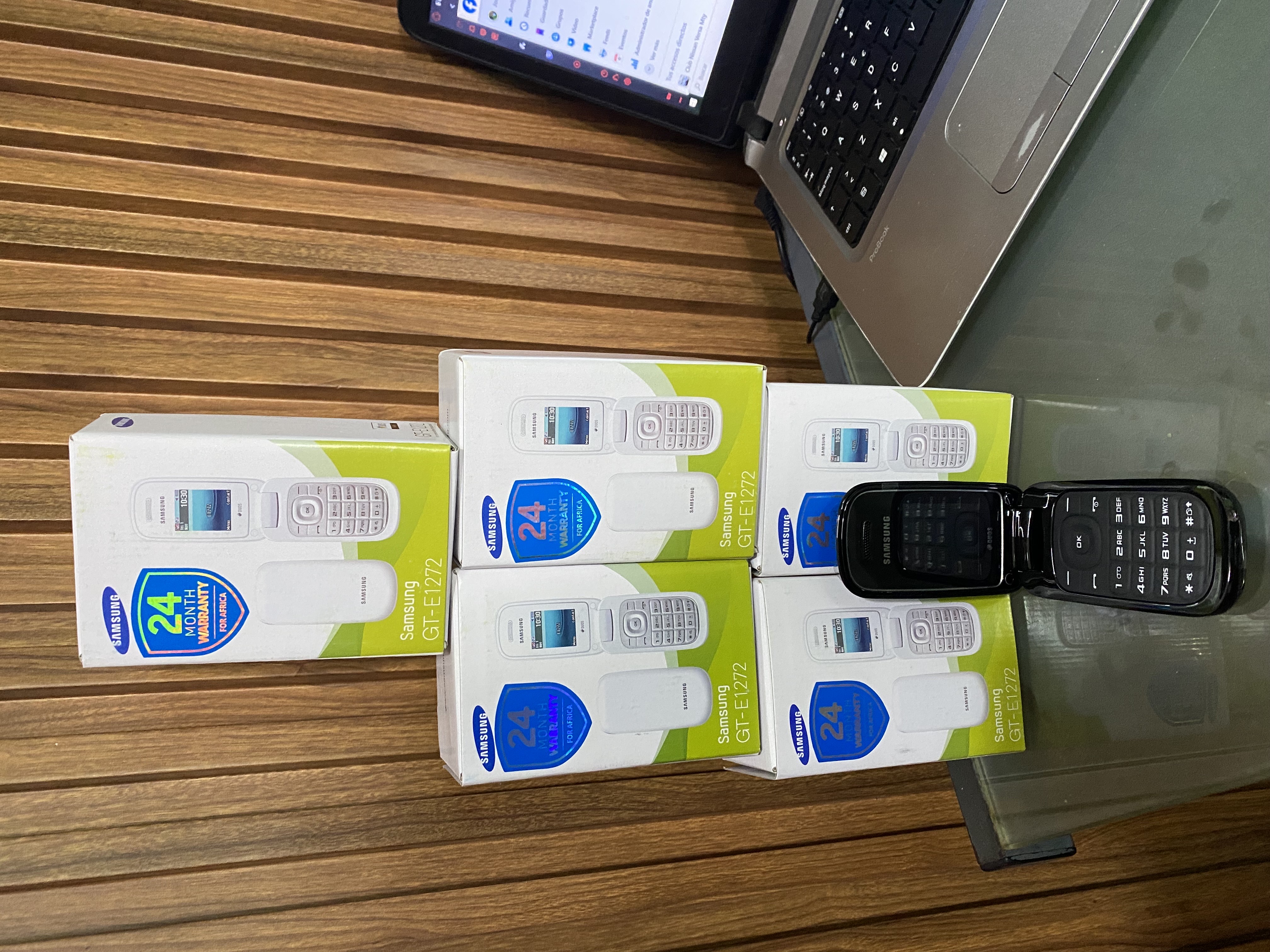 celulares y tabletas - Samsung de tapita  3