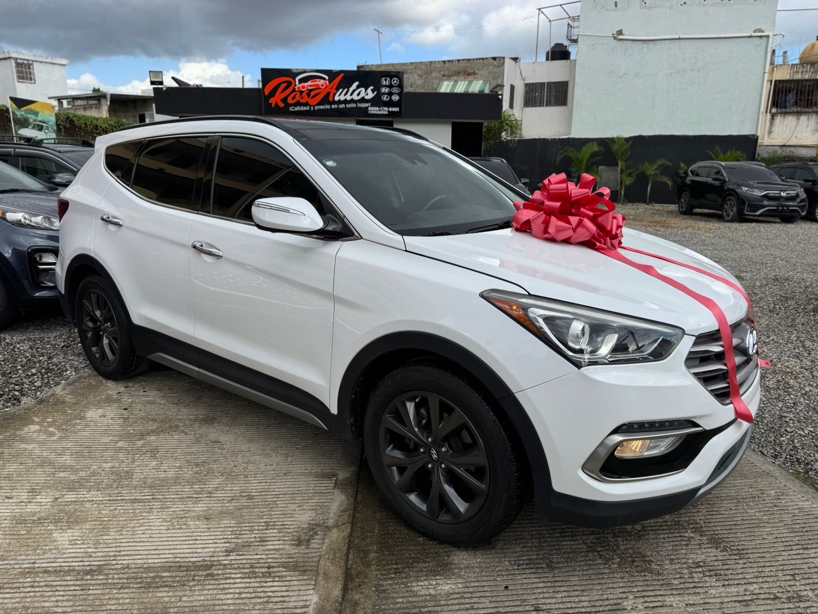 jeepetas y camionetas - Hyundai Santa Fe Sport Ultimate 2017 2