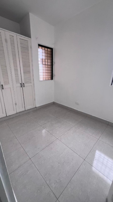 apartamentos - Apartamento en Alquiler Rosmil 5
