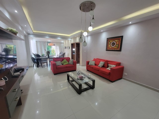 apartamentos - 🔵Apartamento  3er piso en los restauradores 