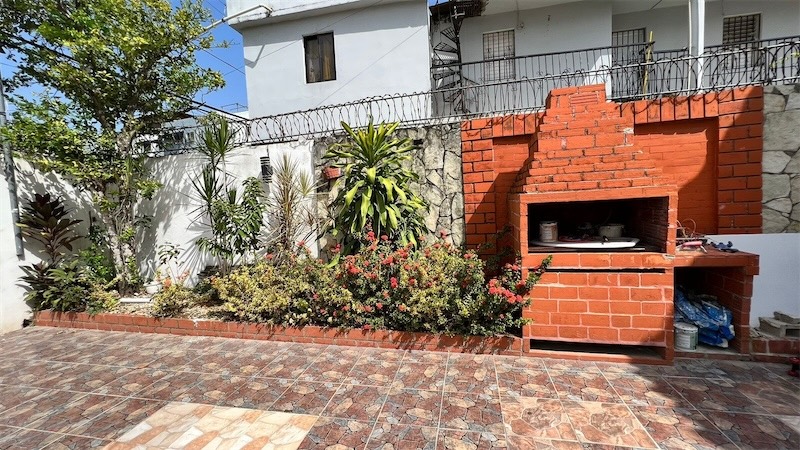casas - Venta de casa en la autopista de san Isidro con 366mts Santo Domingo 2