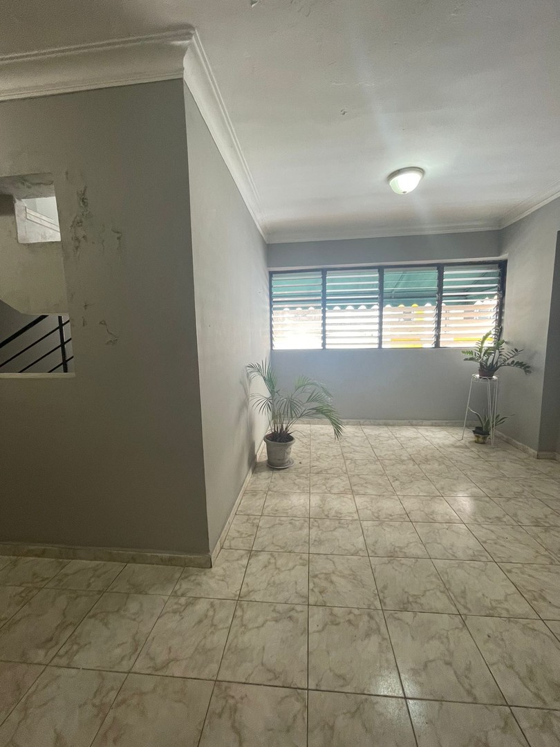 apartamentos - VENDO APARTAMENTO EN EL MILLON CUARTO PISO
 4