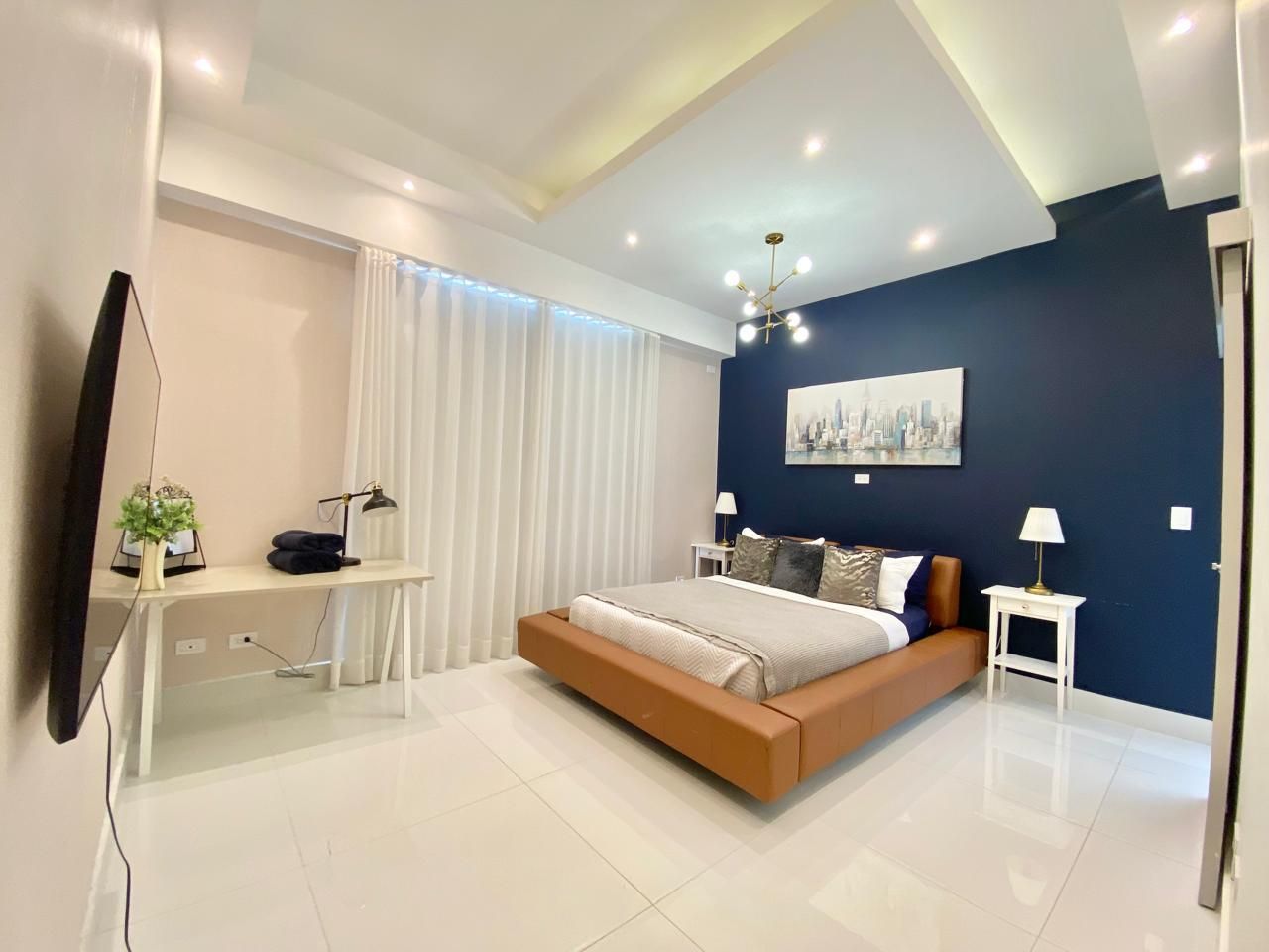 apartamentos - Alquiler Amueblado en Piantini, moderno y céntrico 3