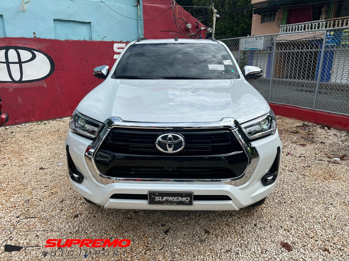 jeepetas y camionetas - TOYOTA HILUX LIMITED  1