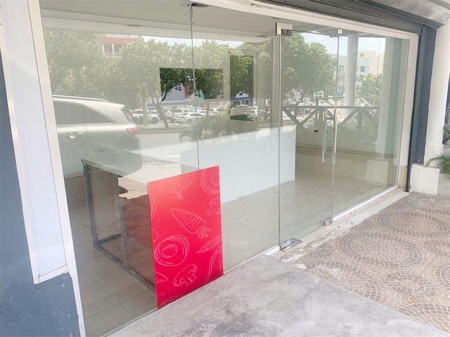 oficinas y locales comerciales - Local comercial en primer nivel  8
