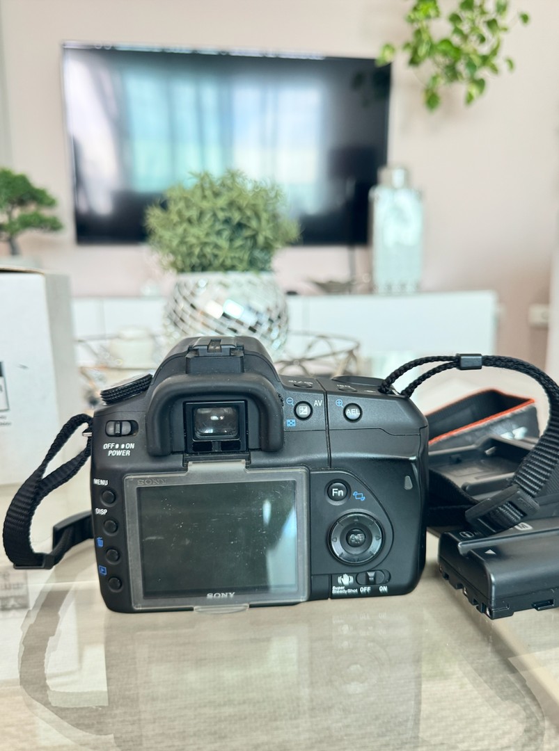 camaras y audio - Cámara Digital Sony Alpha A200 - Negra con dos lentes  de 18-70 mm y 66mm 3