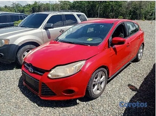 carros - FORD FOCUS 2014 4