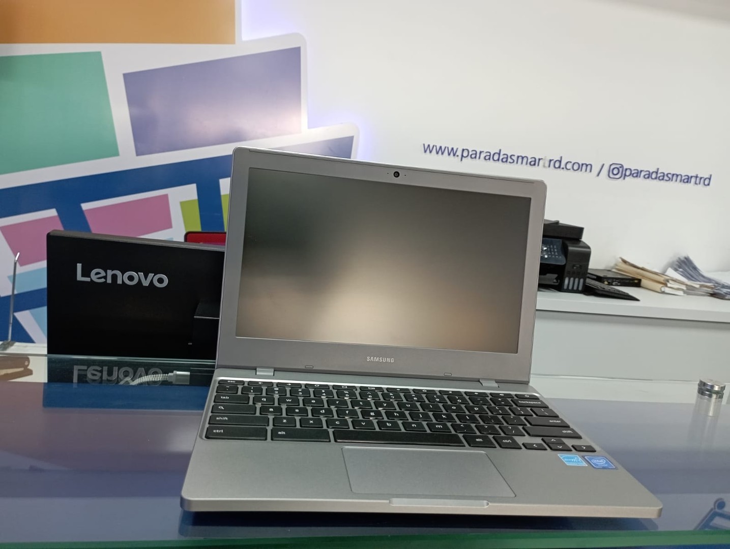 computadoras y laptops - LAPTOP SAMSUNG CHROME 4 2