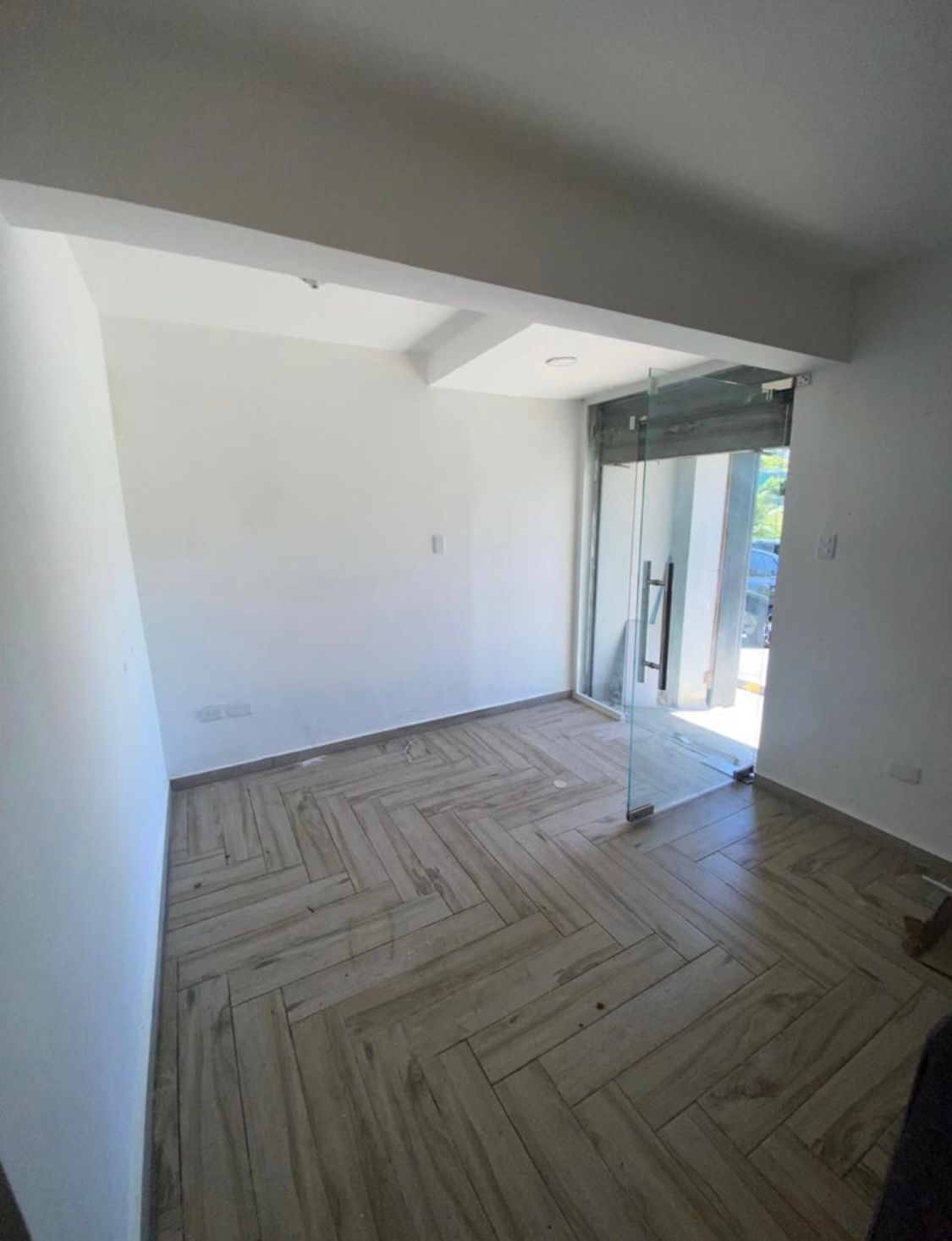 oficinas y locales comerciales - 🔵Alquilo Local 50 mts  1er piso  Urb. Fernandez 