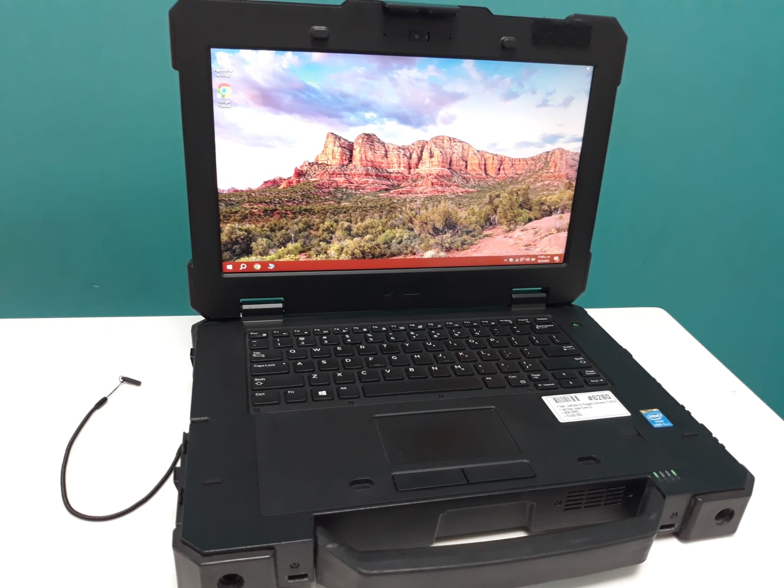 computadoras y laptops - Laptop, Dell Latitude 14 Rugged Extrema 7404 (touc