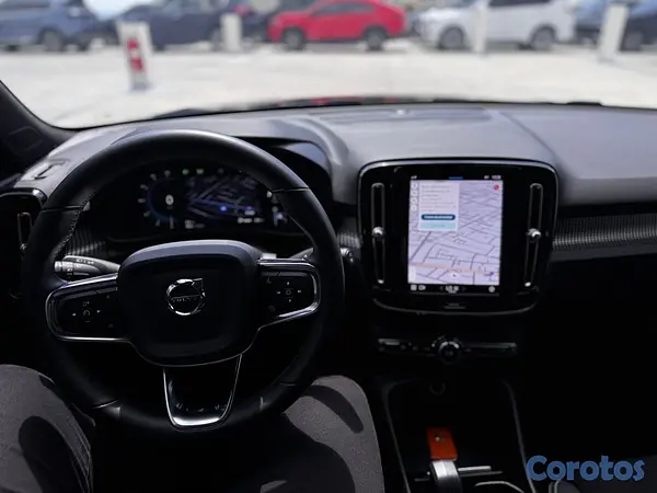 jeepetas y camionetas - Volvo XC-40 8