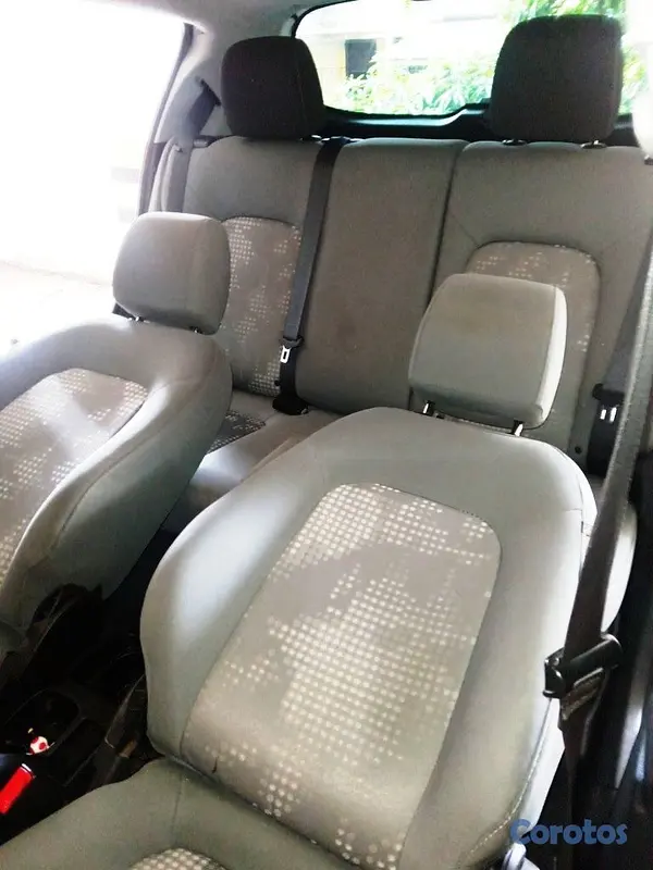 carros - Chevrolet Sonic LS Hatchback 2015 (Mecánico) 10