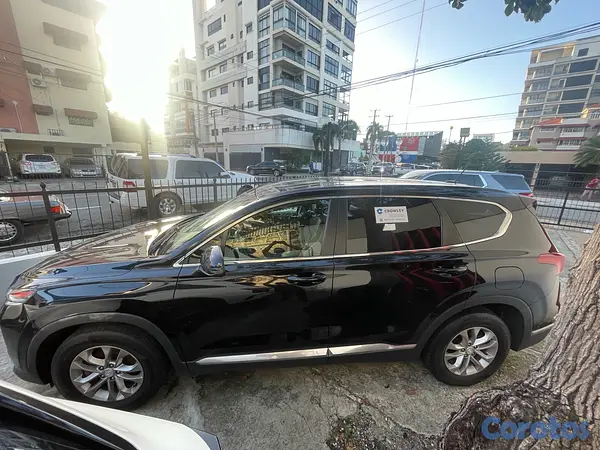 jeepetas y camionetas - Hyundai Santa Fe SE 2020 2