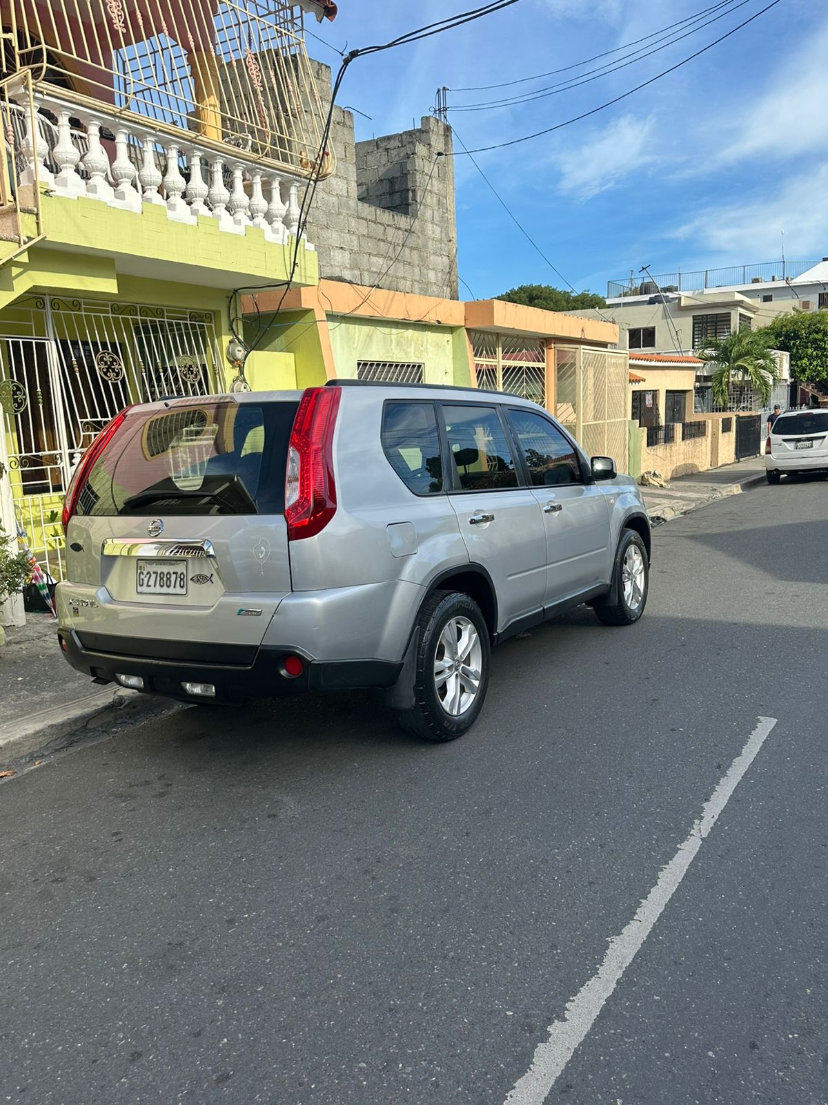 carros - JEEPETA NISSAN X-TRAIL 2013 4
