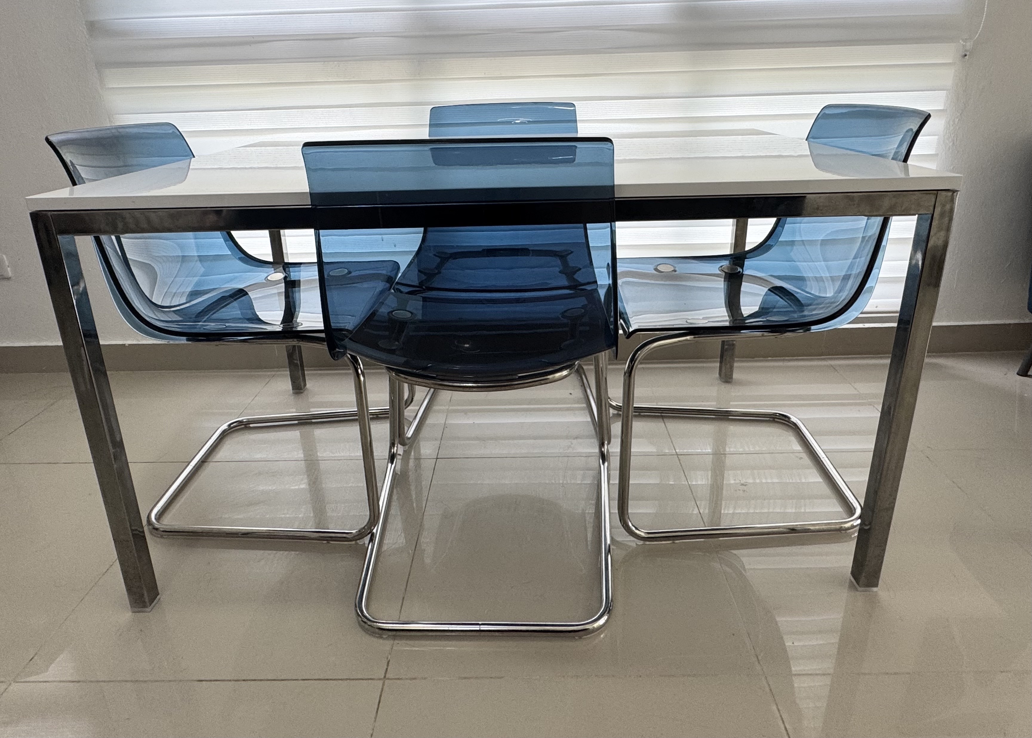 cocina - comedor cuatro sillas  1