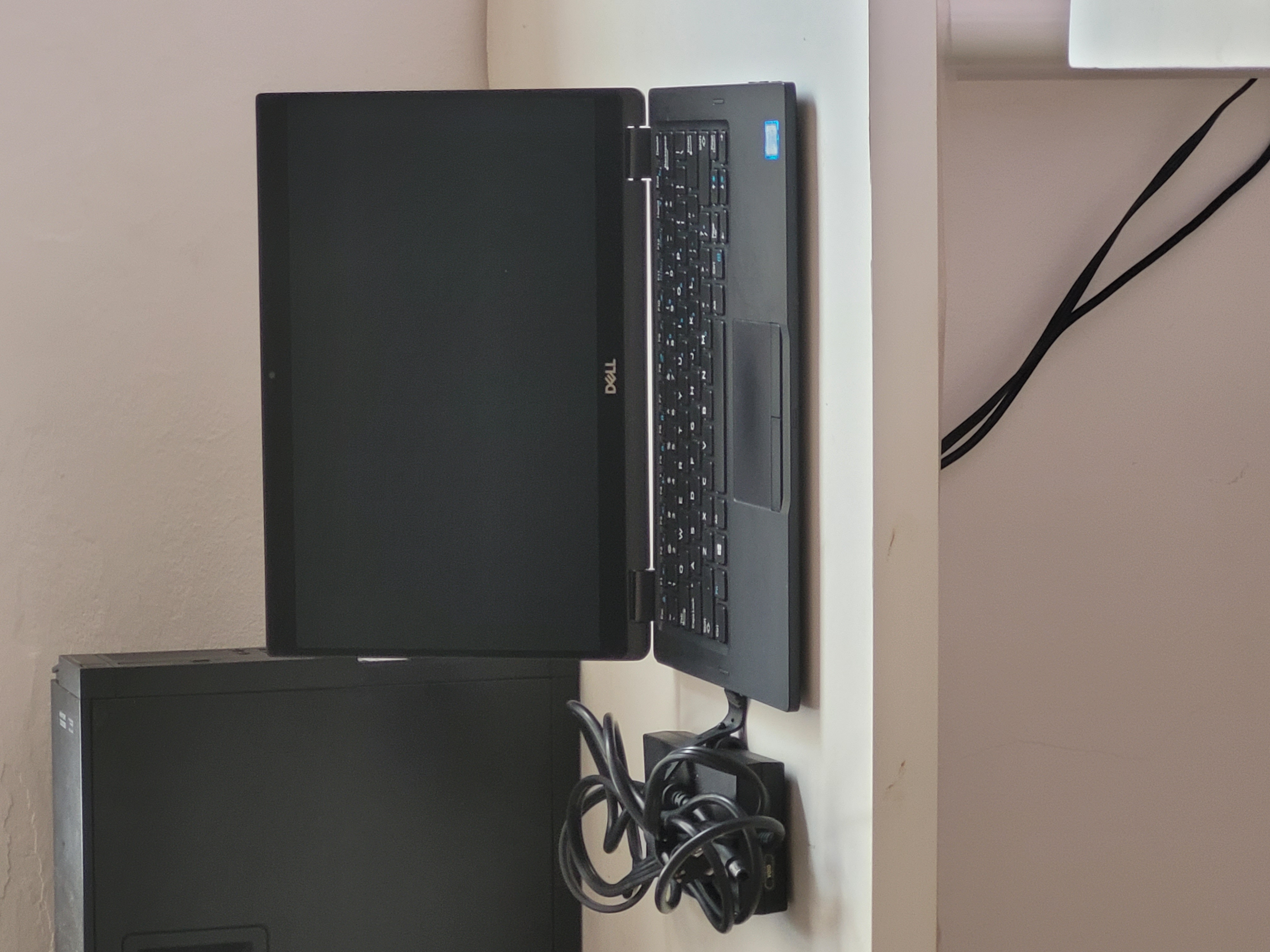 computadoras y laptops - Laptop Dell i7 8va Gen/ 16 GB RAM DDR4/ 256 GB SSD 5