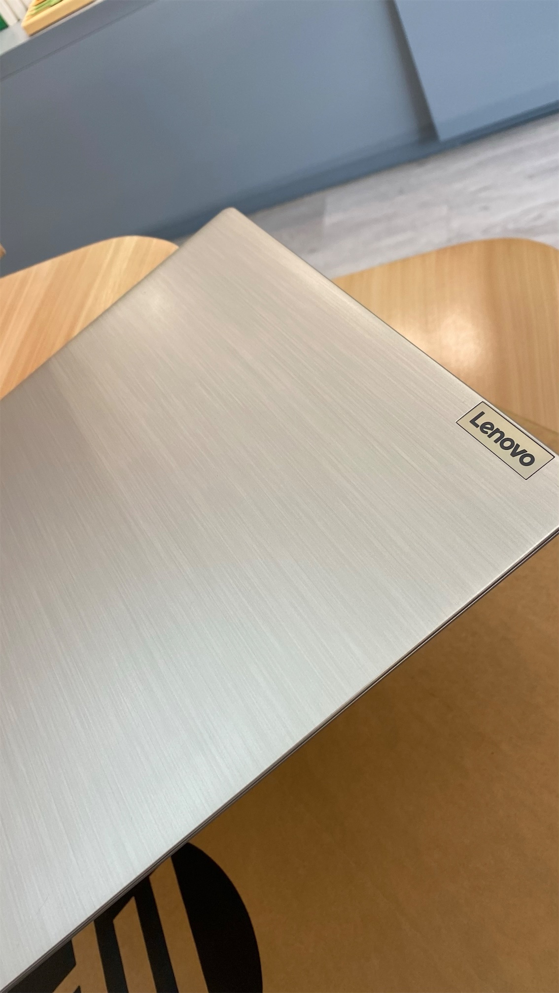 computadoras y laptops - Laptop lenovo ideapad 3 i3 11th 8gb de ram 128Gb SSD 14 pulgada 9