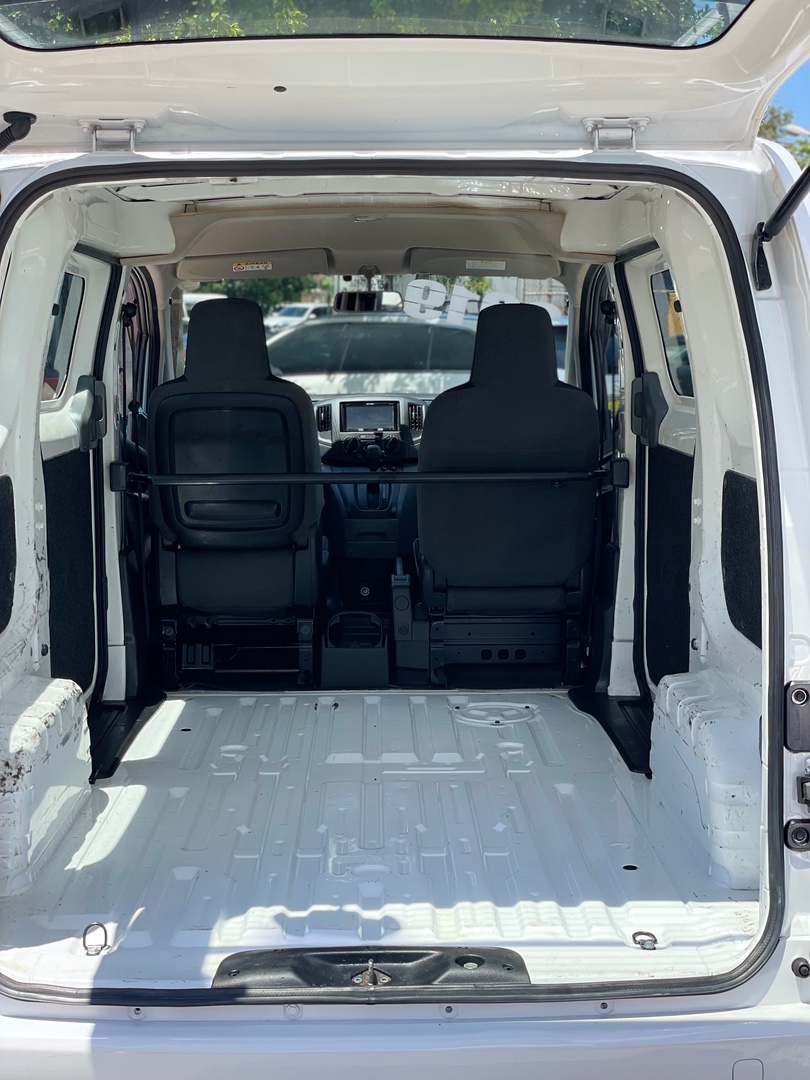jeepetas y camionetas - 2019 Nissan Vanette NV200 7