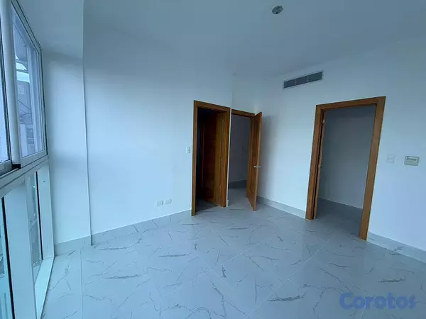 apartamentos - Apartamento en alquiler en bella vista de tres habitaciones 9