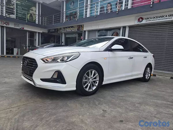 carros - HYUNDAI SONATA NEW RISE 2018 BLANCO GASOLINA 3