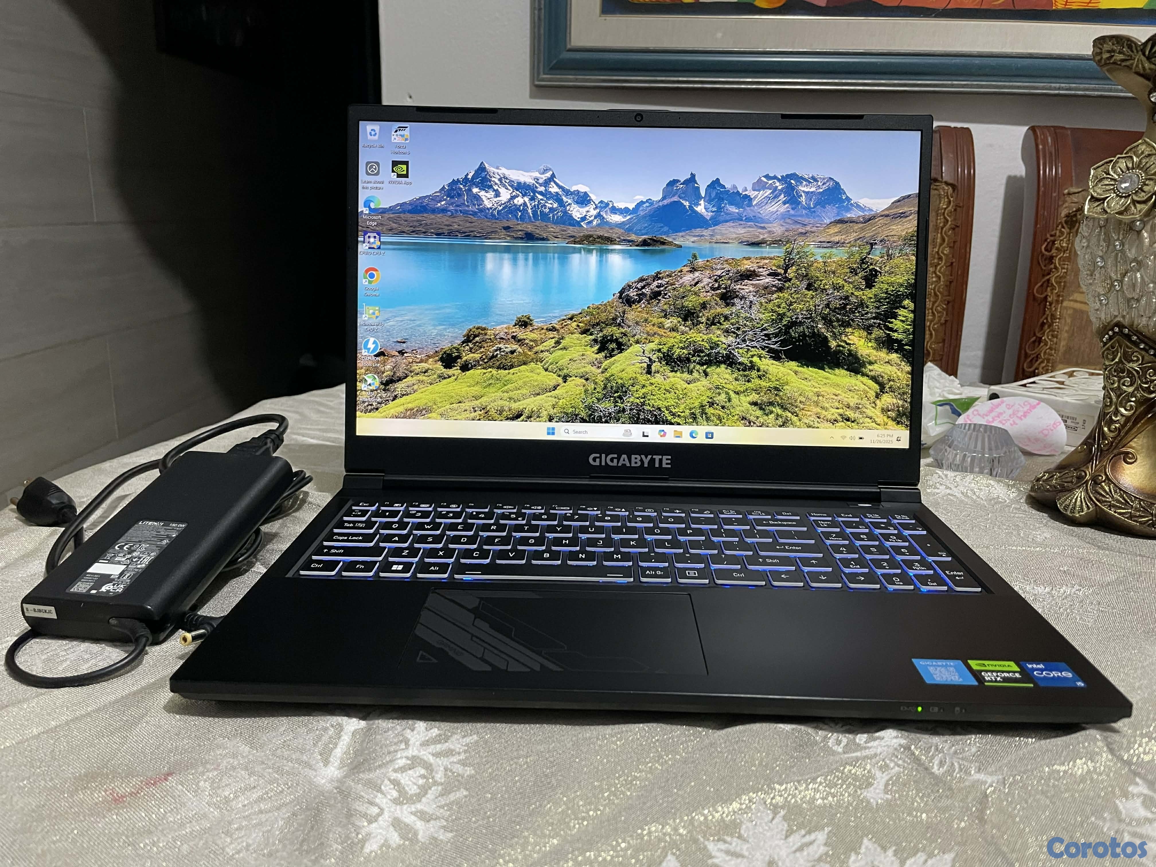 computadoras y laptops - Laptop Gigabyte 
I5 12TH
RTX 4050
16GB RAM
SSD 512
Teclado RGB
Pantalla 144hz
 1