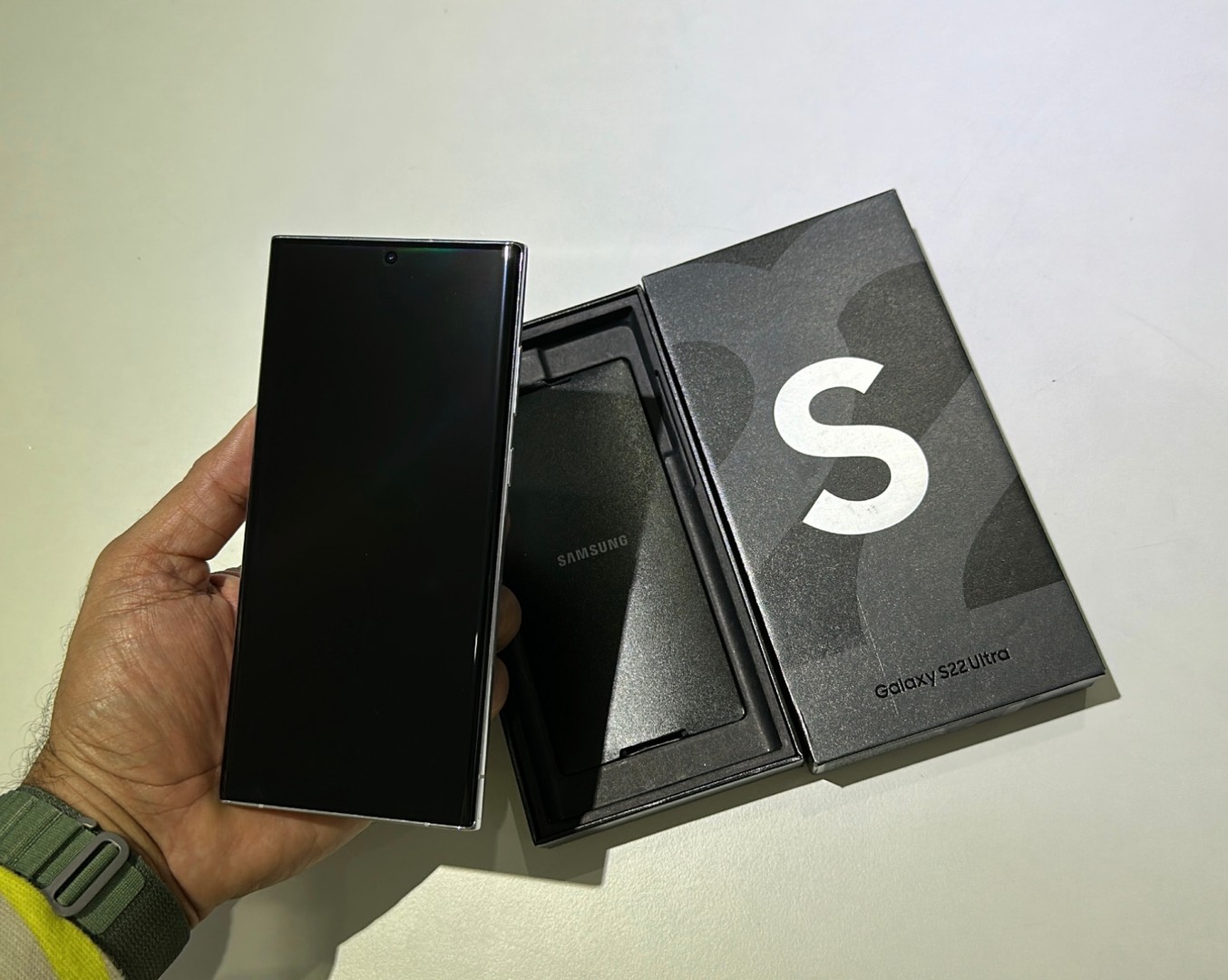 celulares y tabletas - Vendo Samsung Galaxy S22 ULTRA 128GB Silver Nuevos, Desbloqueado, RD$ 44,500 NEG 1