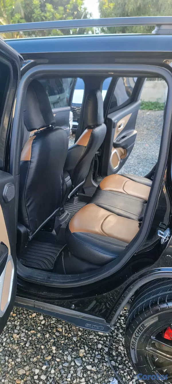 jeepetas y camionetas - JEEP RENEGADE 2015 4