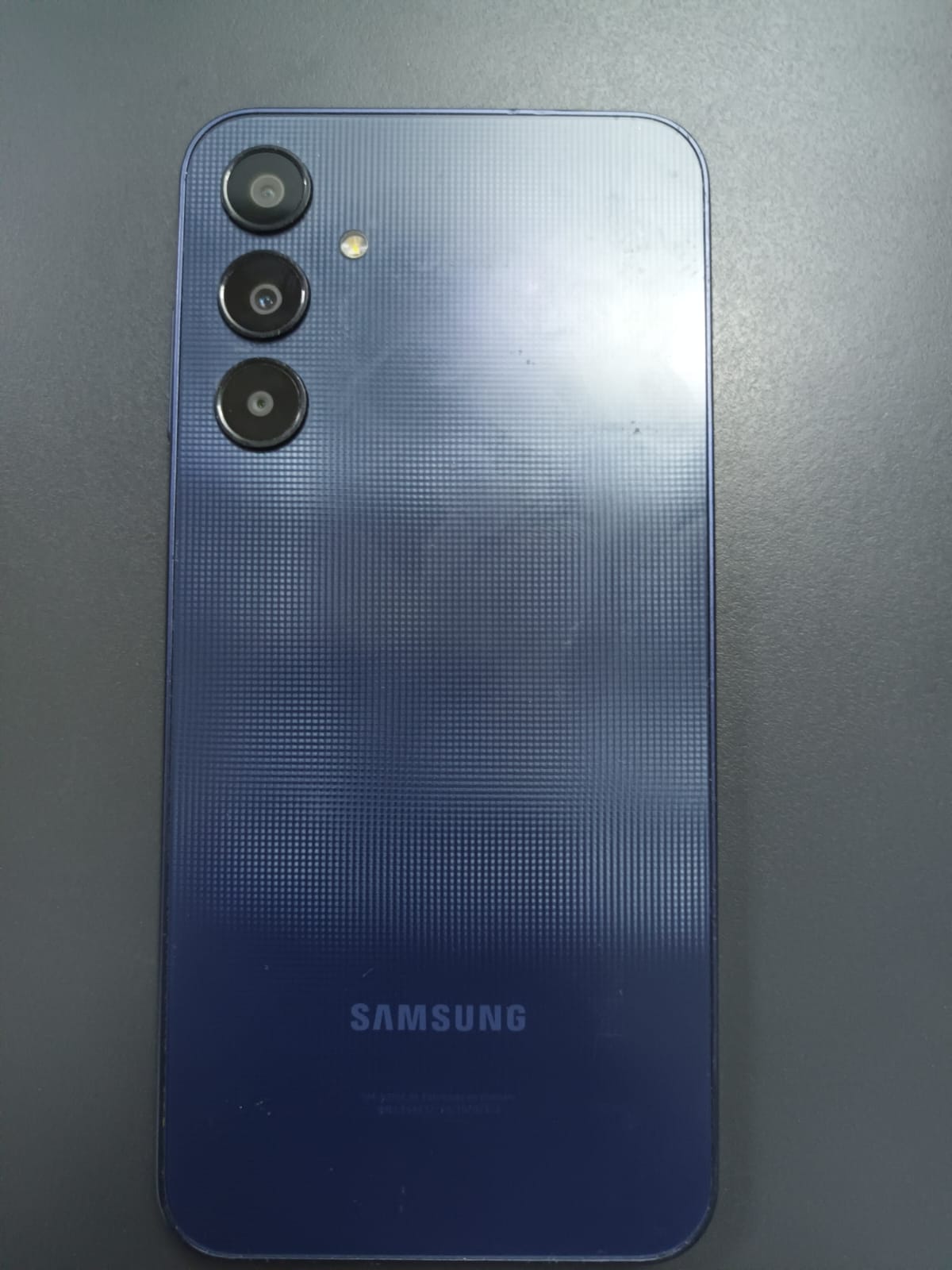 celulares y tabletas - Samsung, A25 5G. En excelentes condiciones 1
