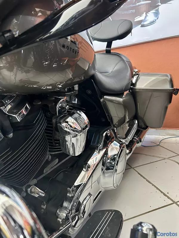motores y pasolas - Harley Davidson Street Glide año 2017 10