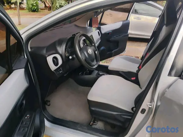 carros - Toyota Vitz, se vende. 2