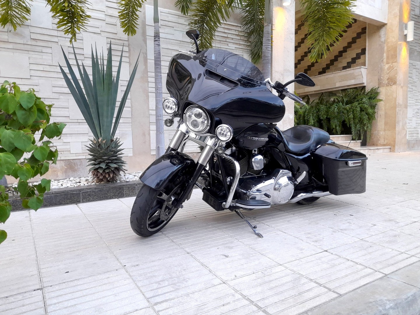 motores y pasolas - Harley Davidson Streetglide 2015 como nueva! 2