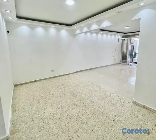 oficinas y locales comerciales - se alquila local  3
