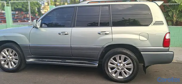 jeepetas y camionetas - Lexus lx 470 2005 5